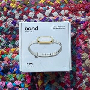 Set of 2 - NIB Bond Touch 4 Long Distance Bracelets